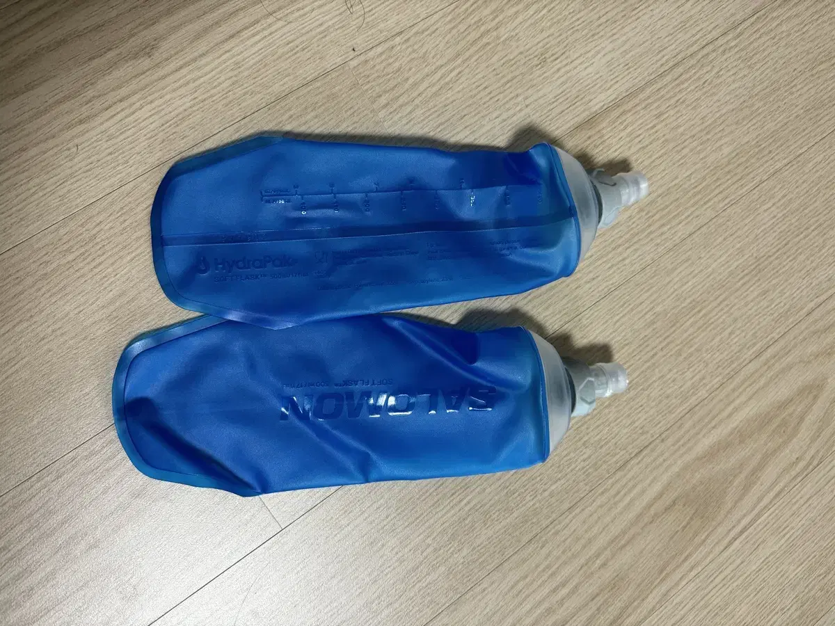 살로몬 플라스크 500ml 두개 새상품